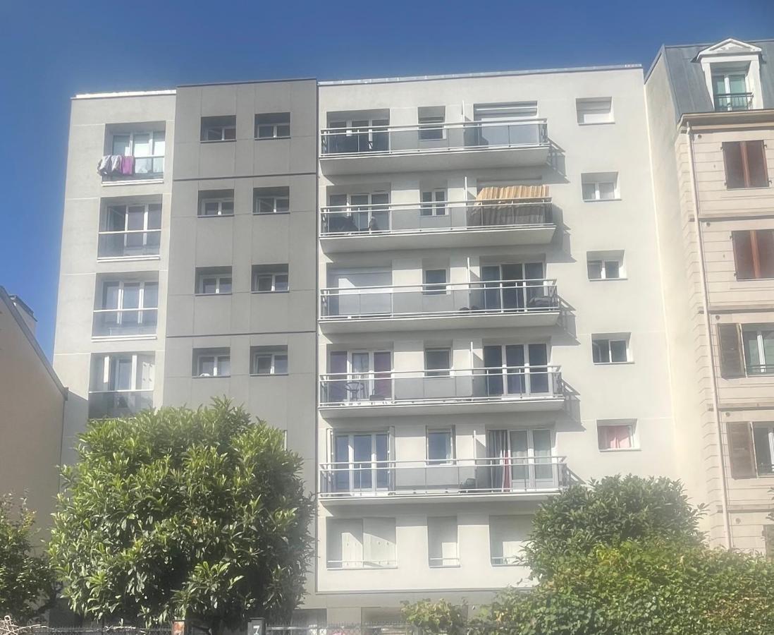 Le Serenityappart Suresnes Exterior photo